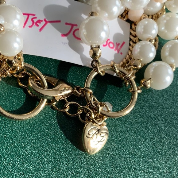 BETSEY JOHNSON Multi-Strand Pearl Necklace Wings Mirror Heart Compact Pendant - Picture 6 of 7